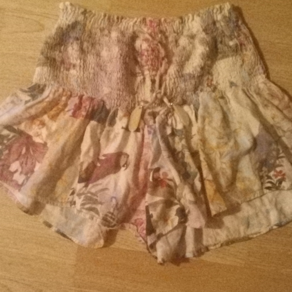 Zara floral  shorts size XS